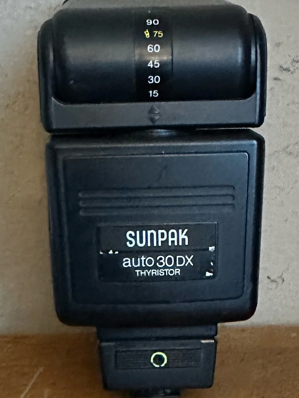 Sunpak MX-2D Black On-Camera Flash - Compact Professional Lighting